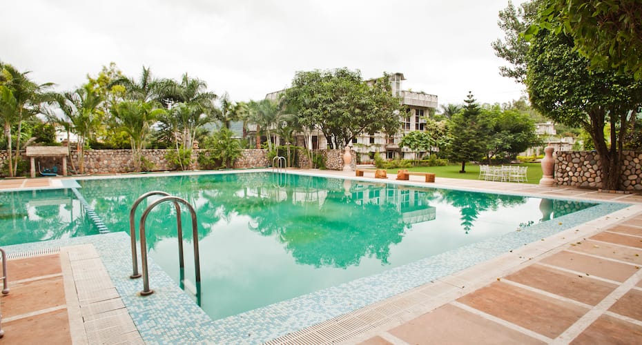 The Wild Crest Resort, Corbett 3